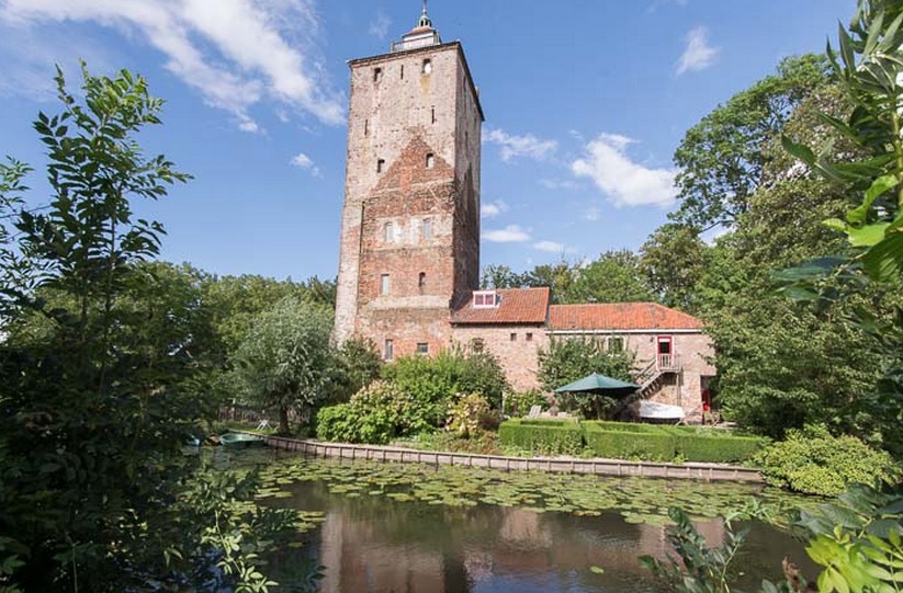 maandag woonadres Necklet Middeleeuwse toren te koop – Hamtoren in Vleuten – STUDIO COLUMBO